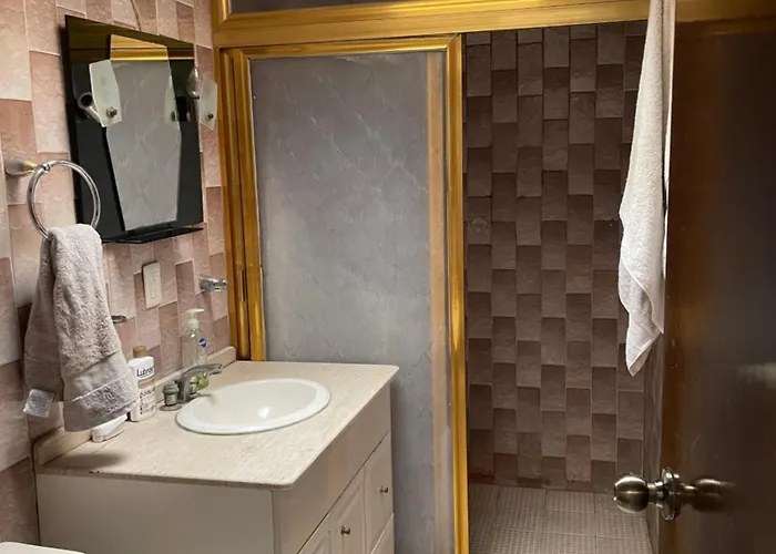 Habitación Con Baño Compartido Habitación en casa particular